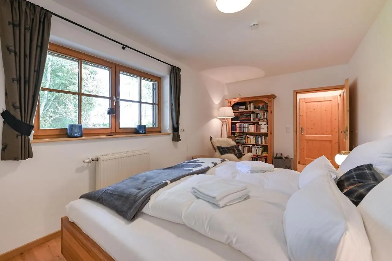 Ferienwohnung Am Biberbach Roßhaupten 0*,  Germania